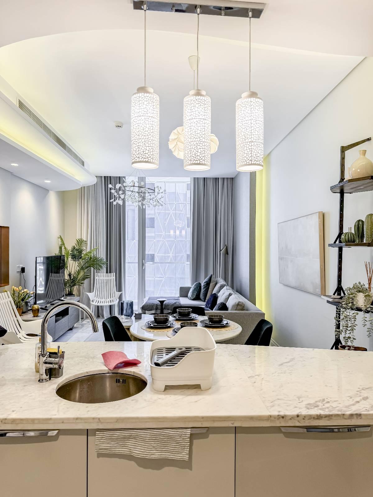 1 BR | Stylish | Waterfront in central area - Image 10