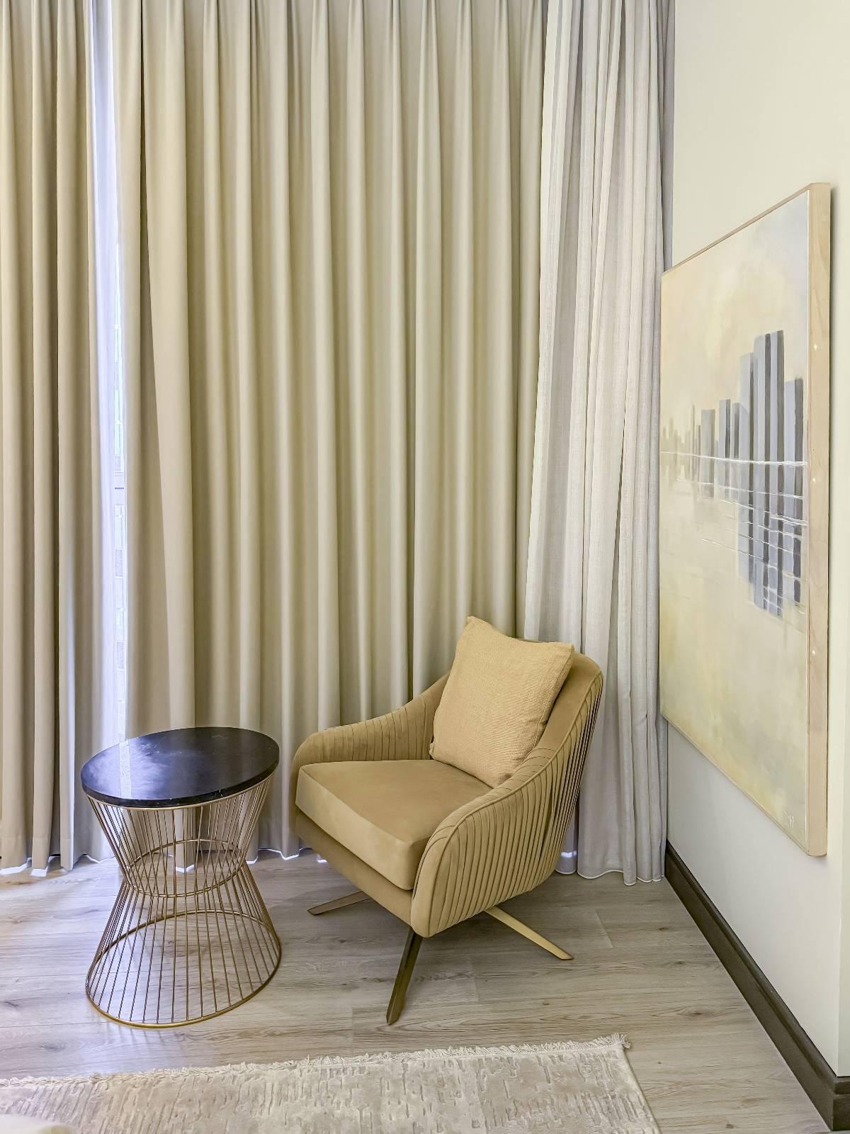 1 BR | Stylish | Waterfront in central area - Image 12