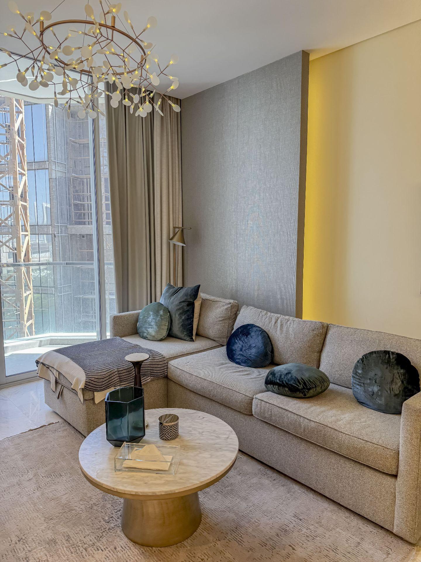 1 BR | Stylish | Waterfront in central area - Image 2