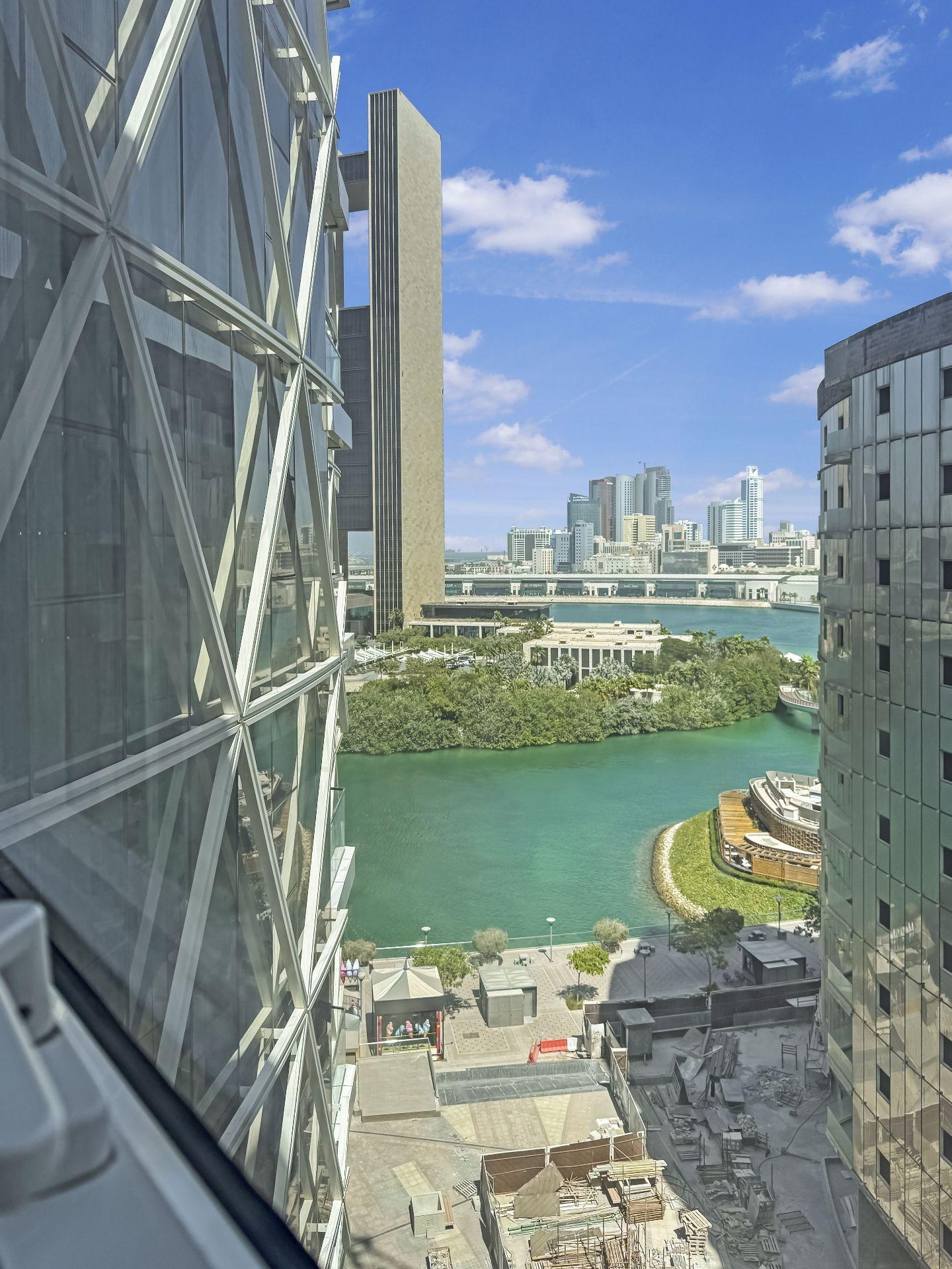 1 BR | Stylish | Waterfront in central area - Image 18