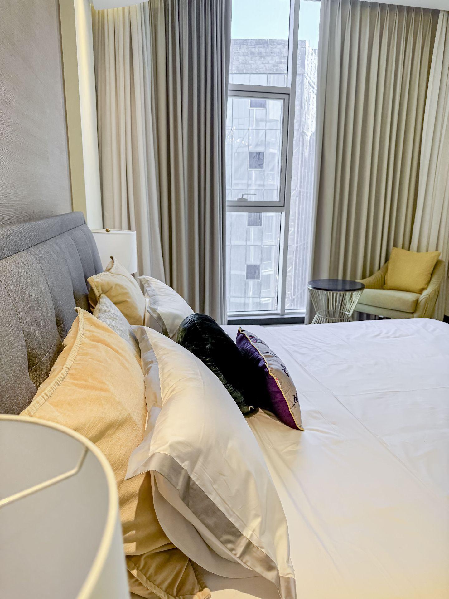 1 BR | Stylish | Waterfront in central area - Image 25