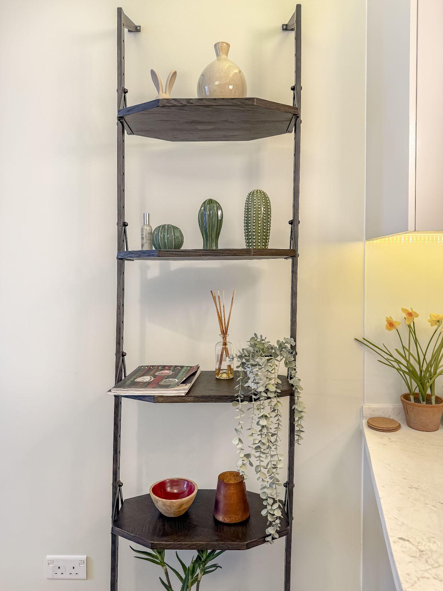 1 BR | Stylish | Waterfront in central area - Image 10
