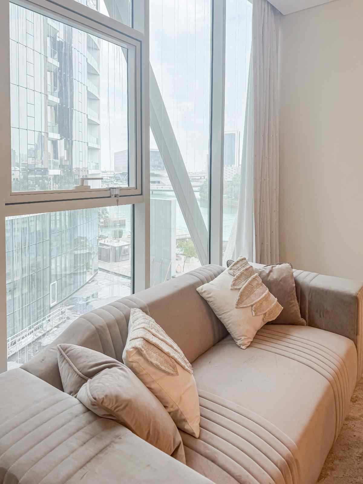 2BR Apartment| Four Season View in Bahrain Bay - Image 8
