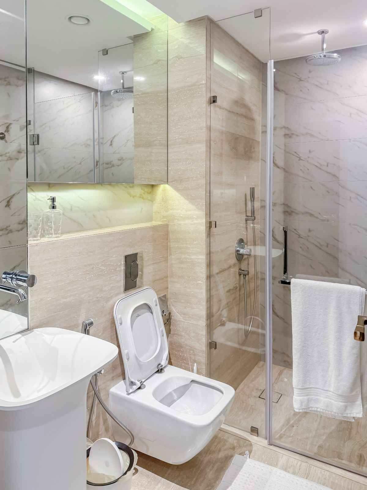 2BR Apartment| Four Season View in Bahrain Bay - Image 14