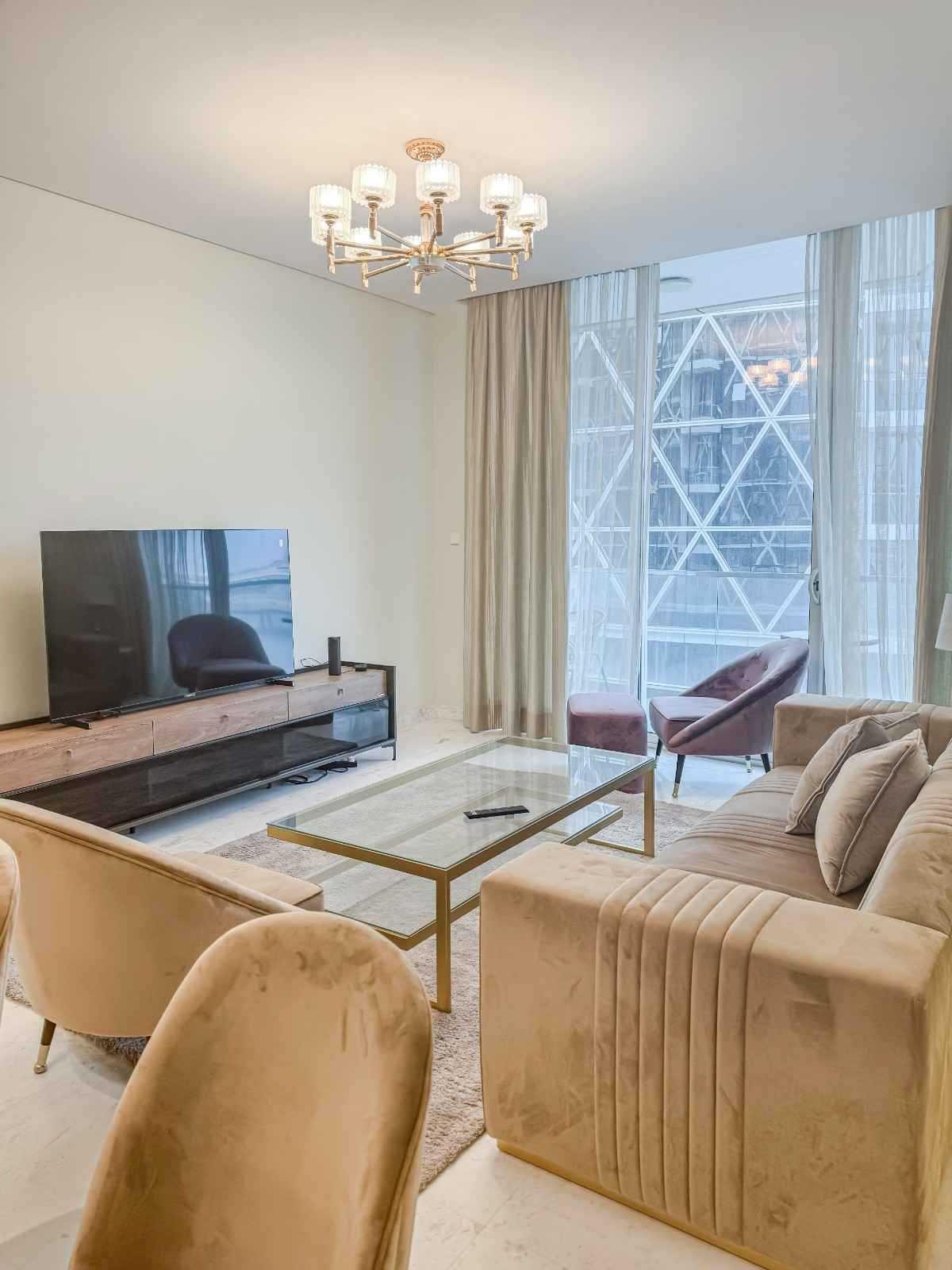2BR Apartment| Four Season View in Bahrain Bay - Image 28