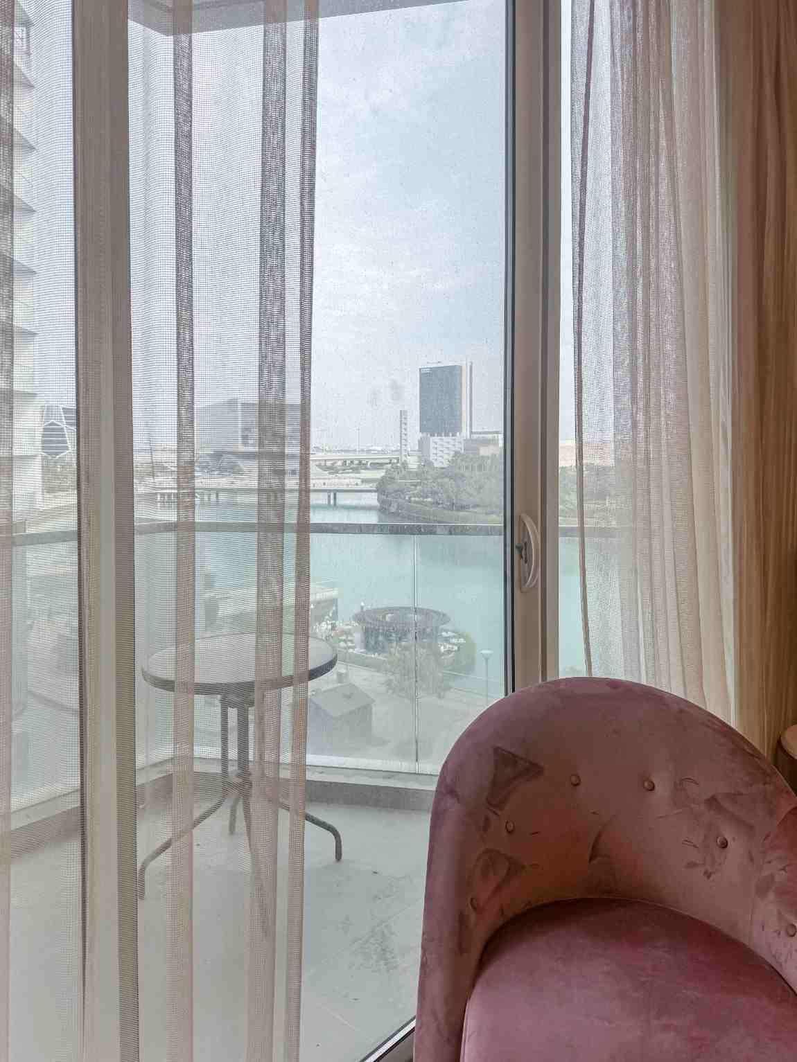 2BR Apartment| Four Season View in Bahrain Bay - Image 30
