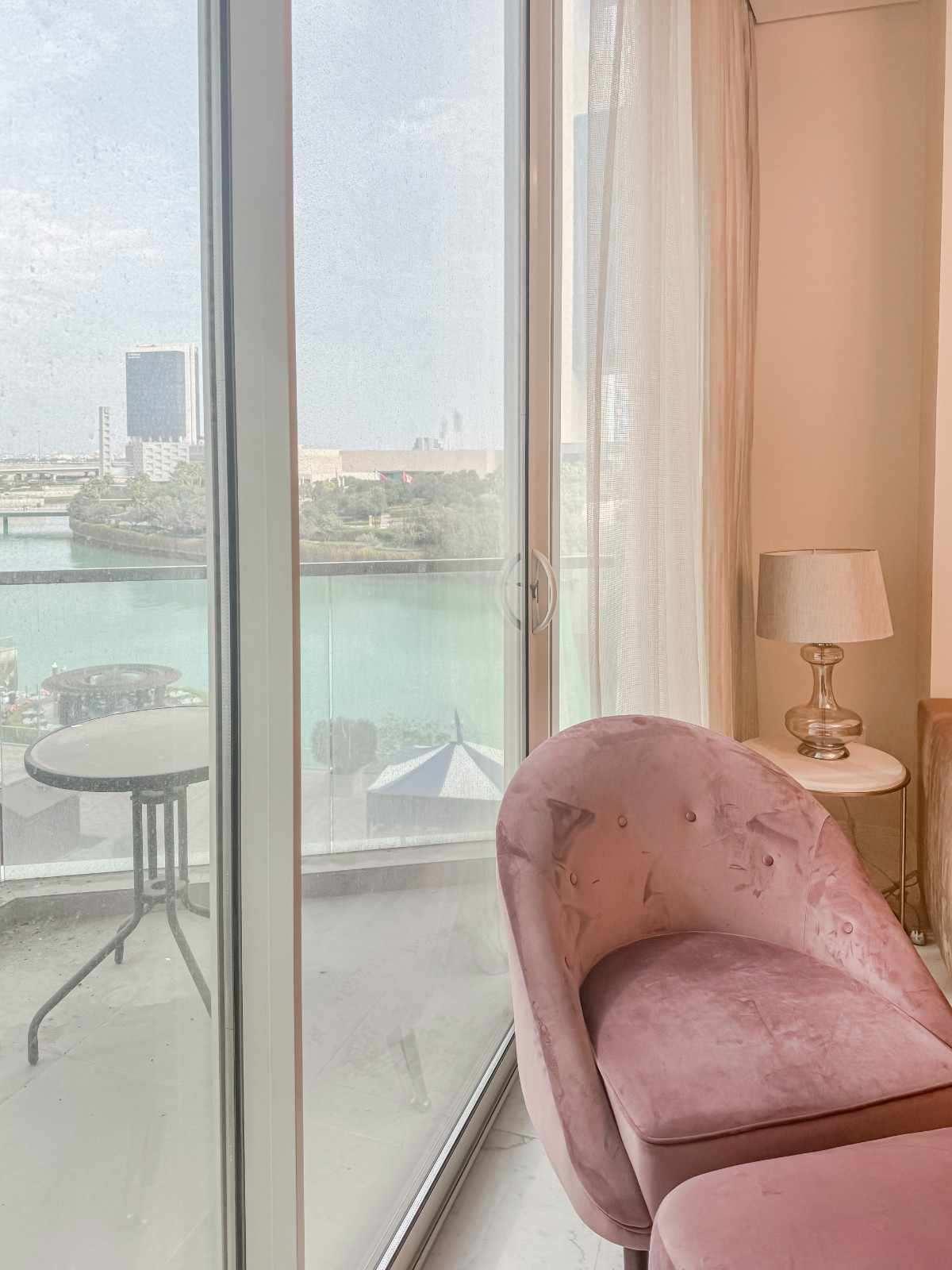 2BR Apartment| Four Season View in Bahrain Bay - Image 31