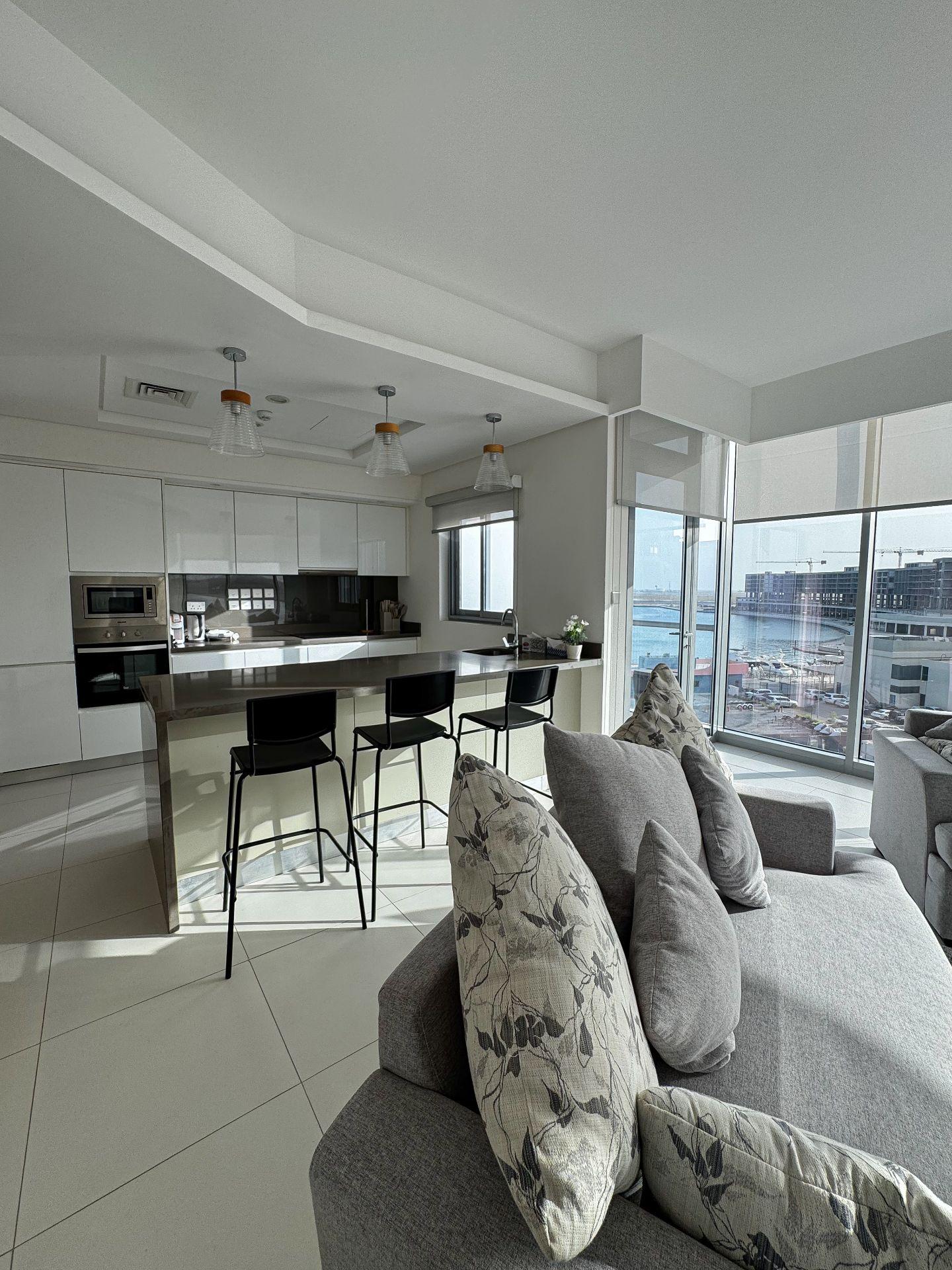 Beachside 2BR Retreat in Durrat Marina - Image 5