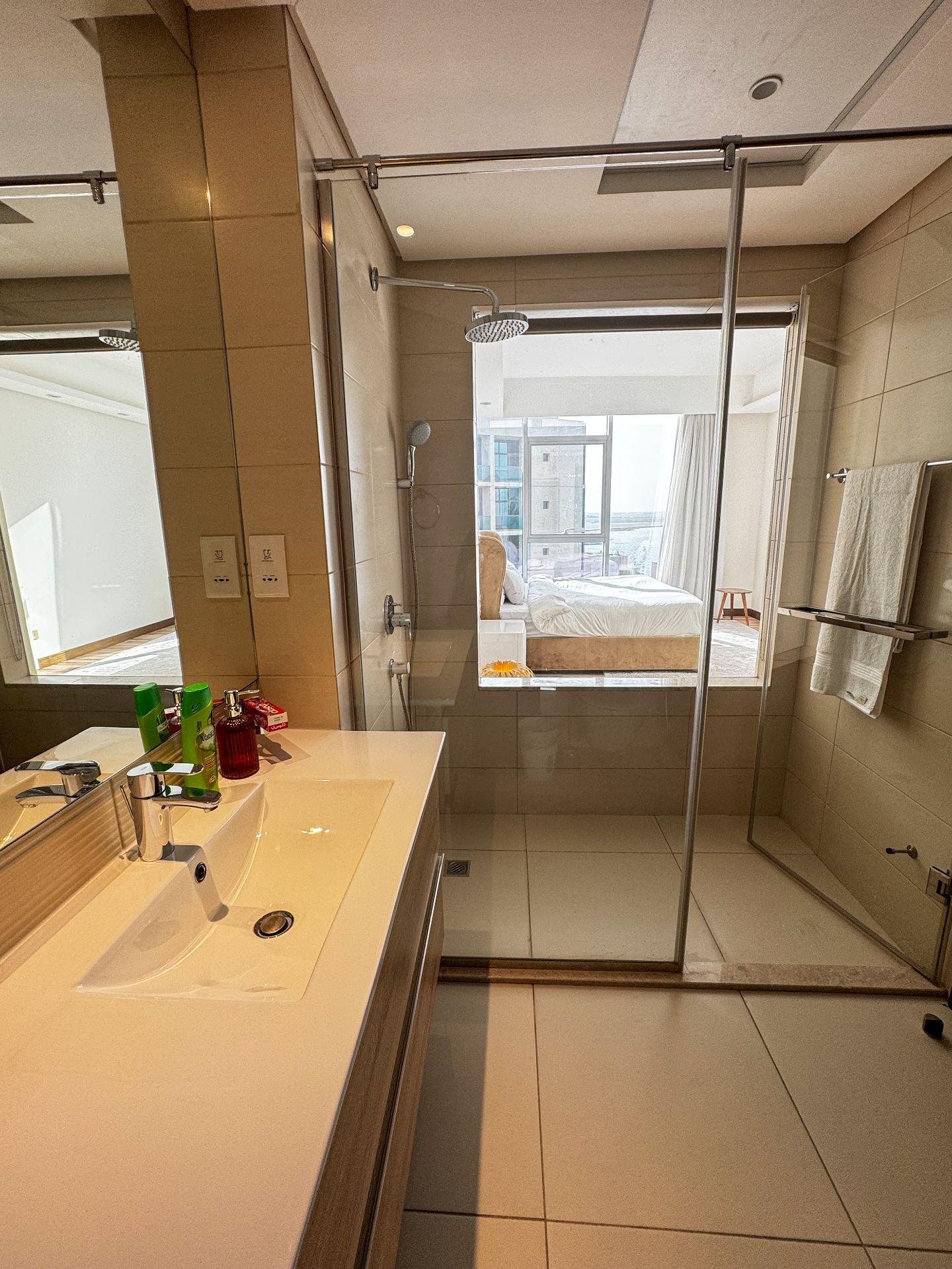 Beachside 2BR Retreat in Durrat Marina - Image 23