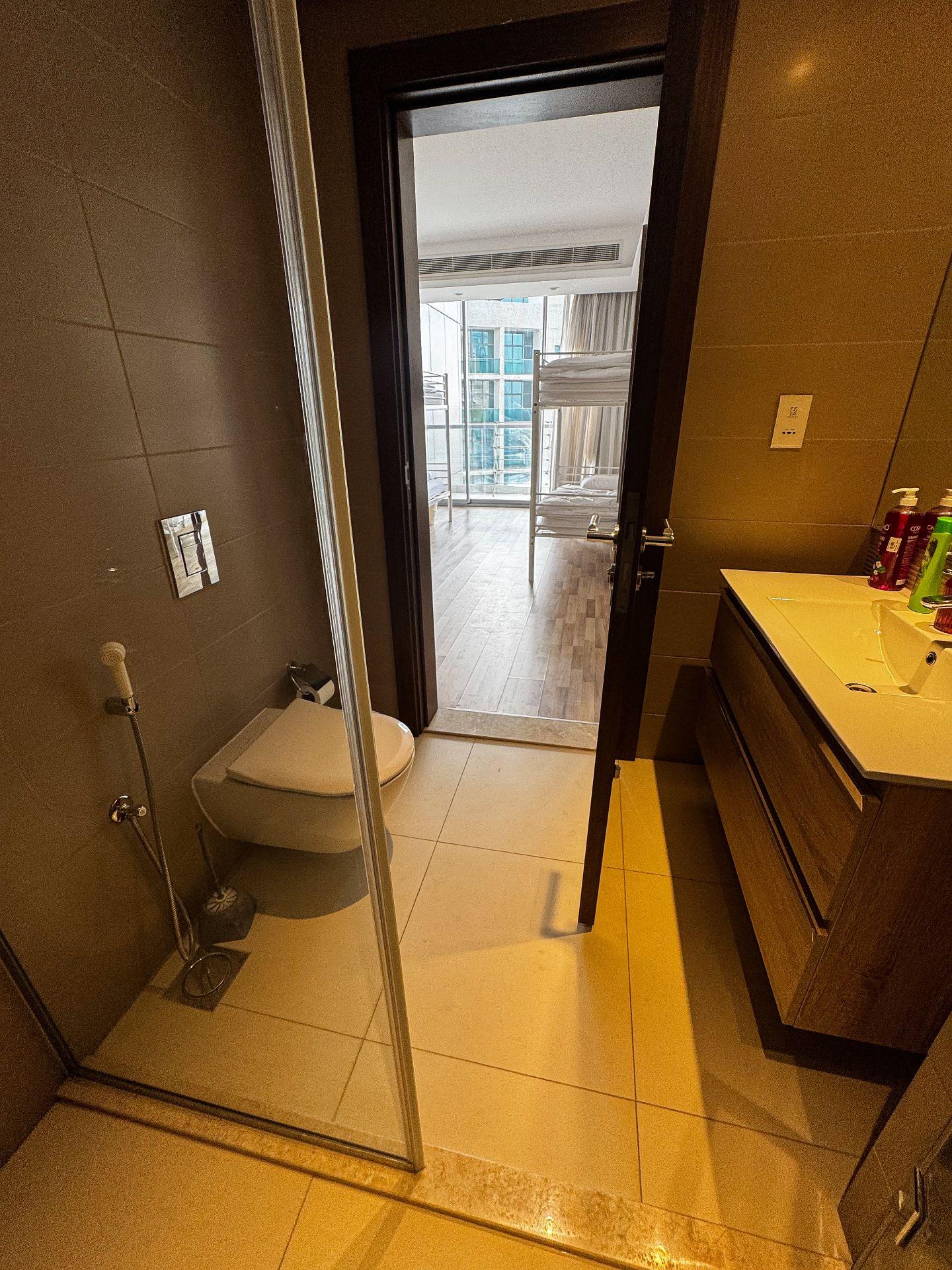 Beachside 2BR Retreat in Durrat Marina - Image 25