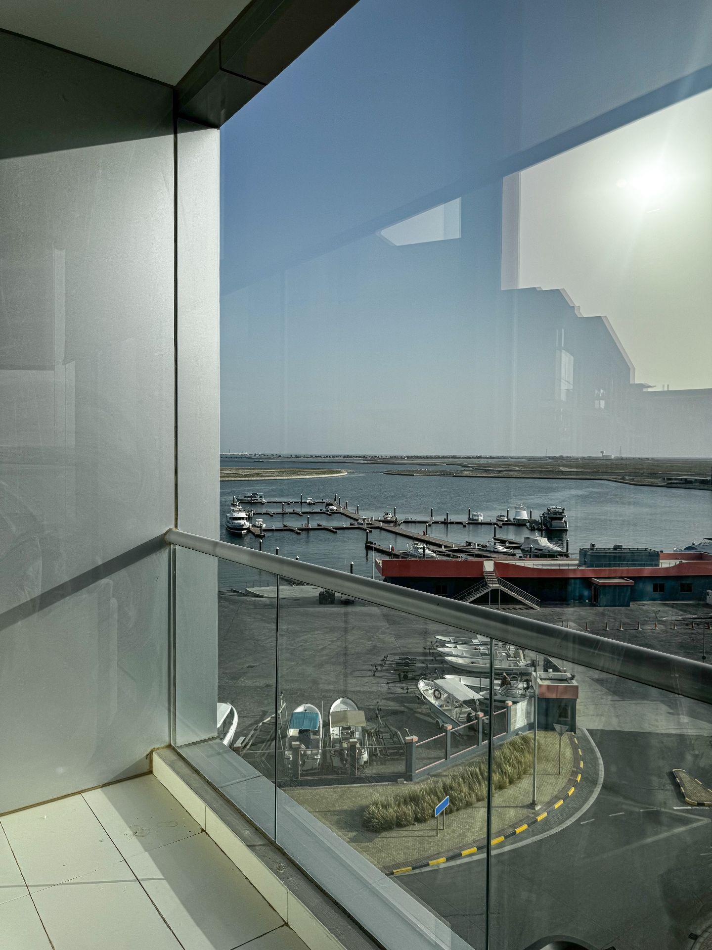 Beachside 2BR Retreat in Durrat Marina - Image 26