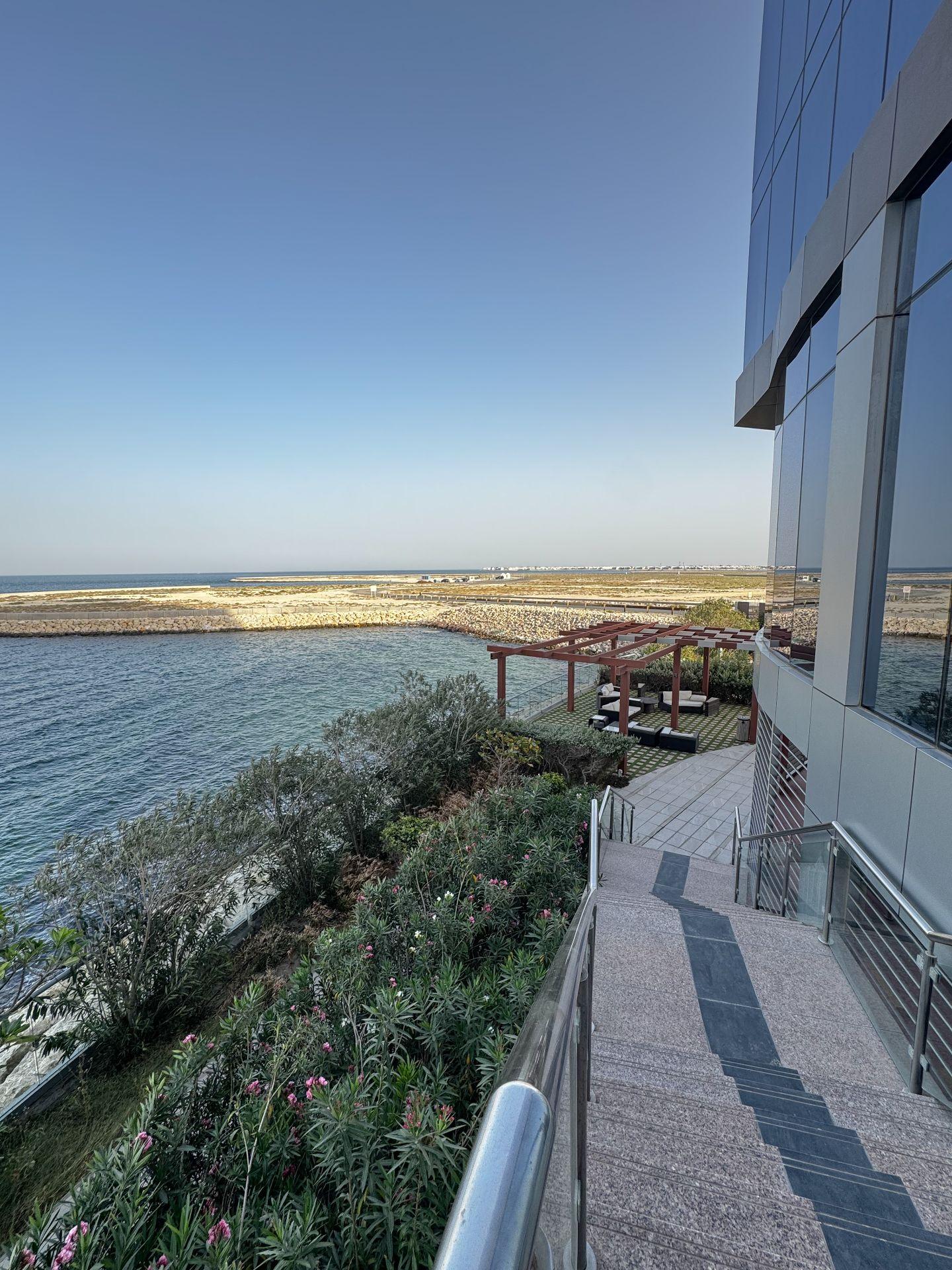 Beachside 2BR Retreat in Durrat Marina - Image 30