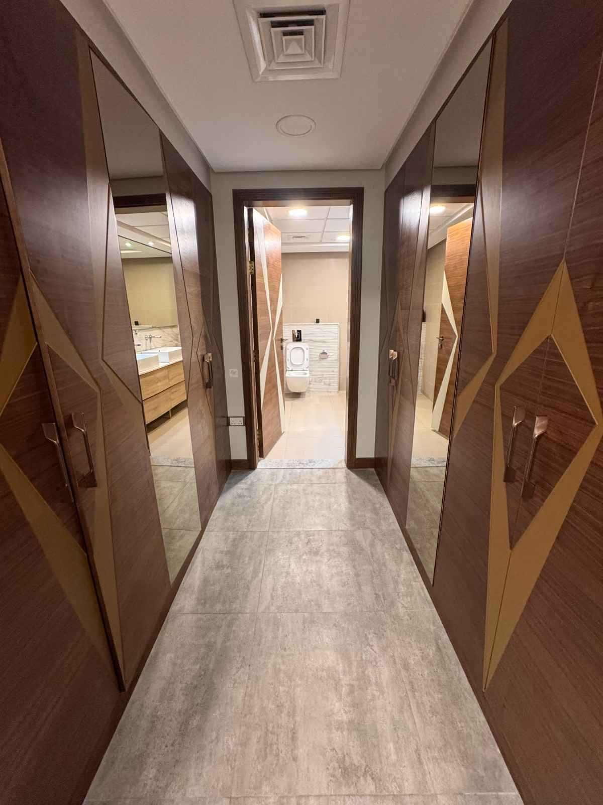 Skyline Suite | Hidd Heights
 - Image 33