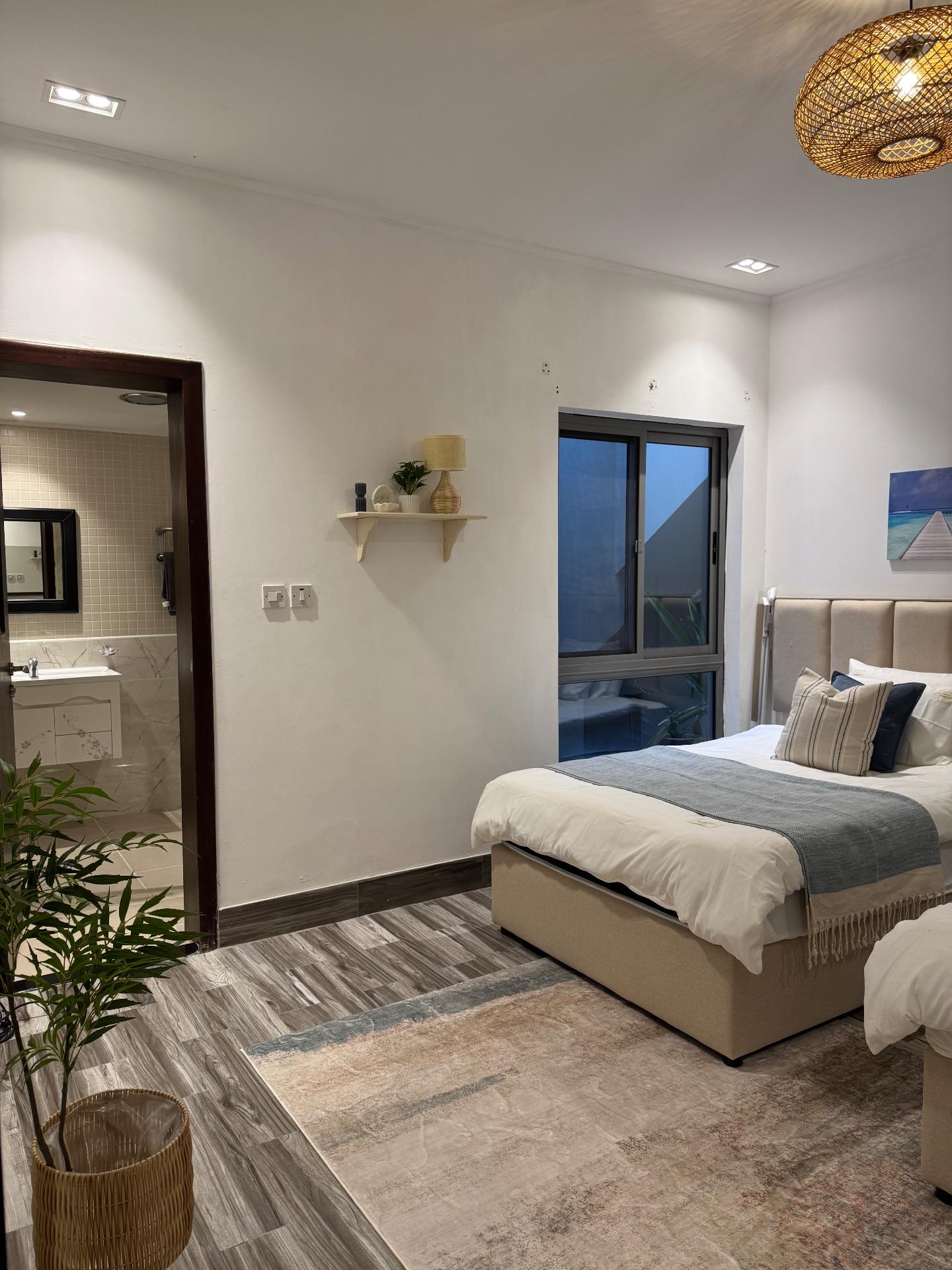 Amwaj 3BR triplex | Seaview | Private Beach - Image 15