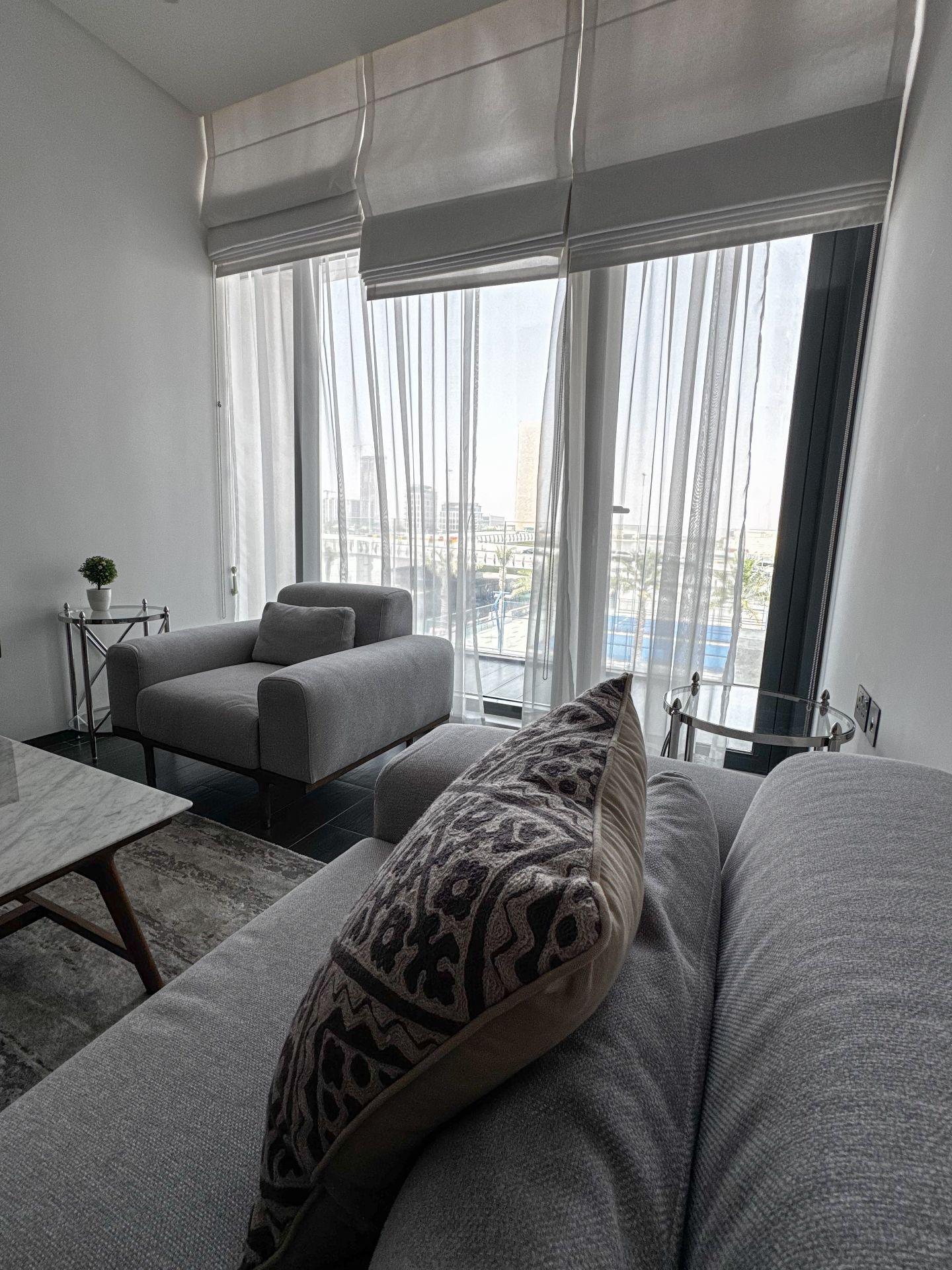 City & Canal View 1BR in Financial Harbour - Image 4
