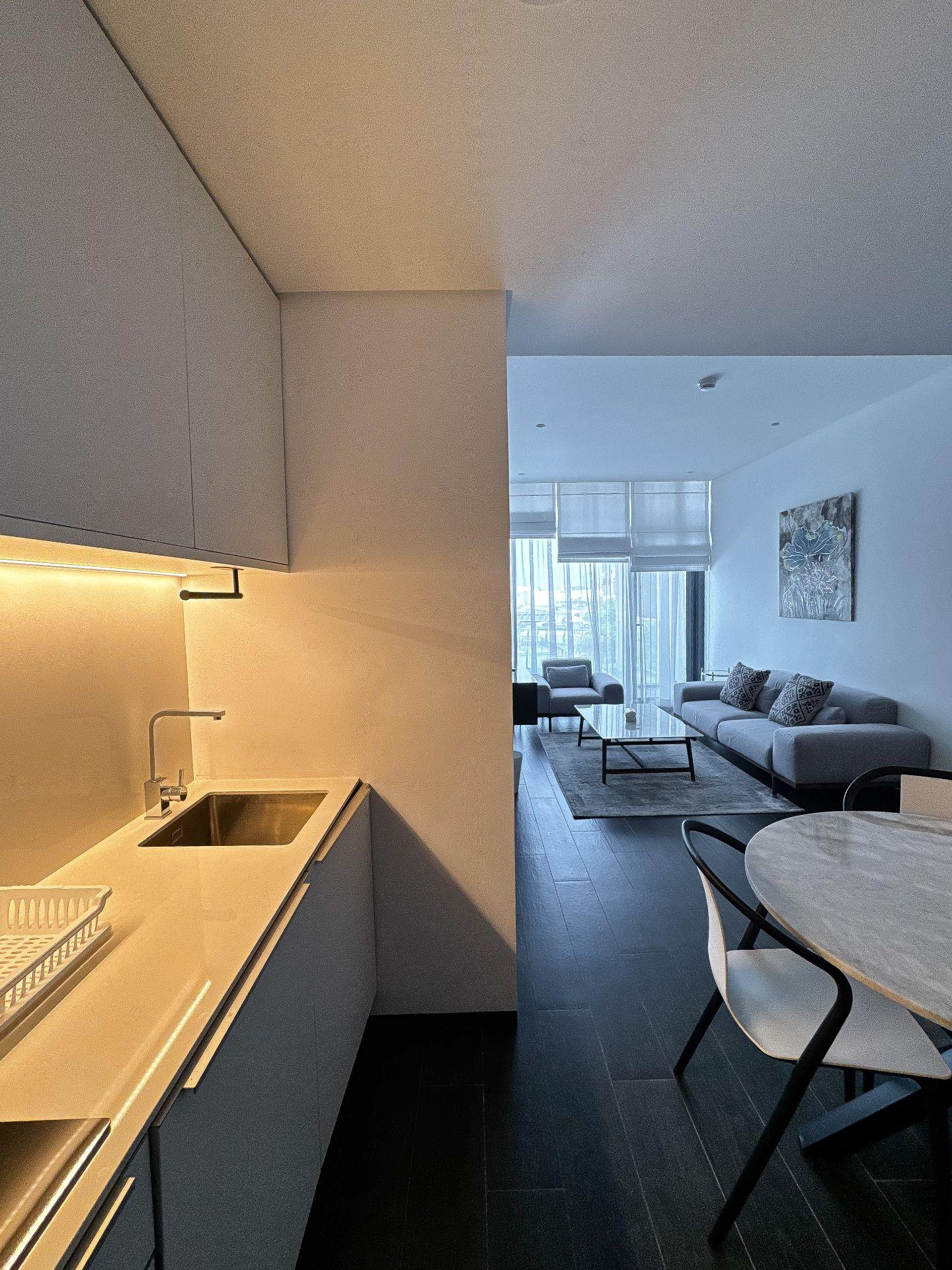 City & Canal View 1BR in Financial Harbour - Image 10