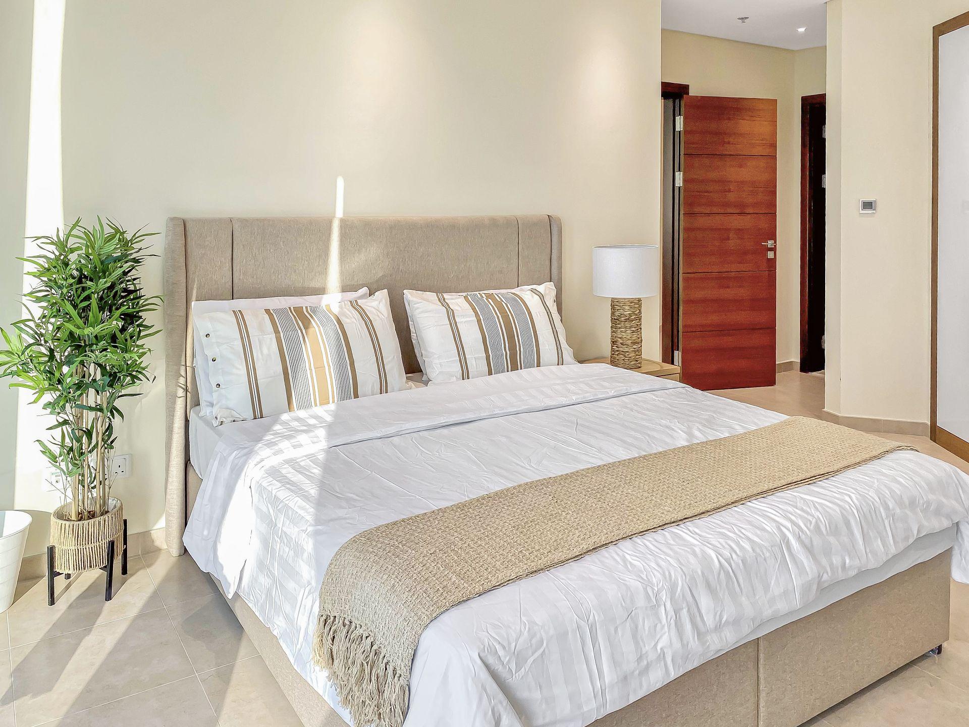Bohemian | Stunning view | Financial Harbor | 1 BR - Image 2