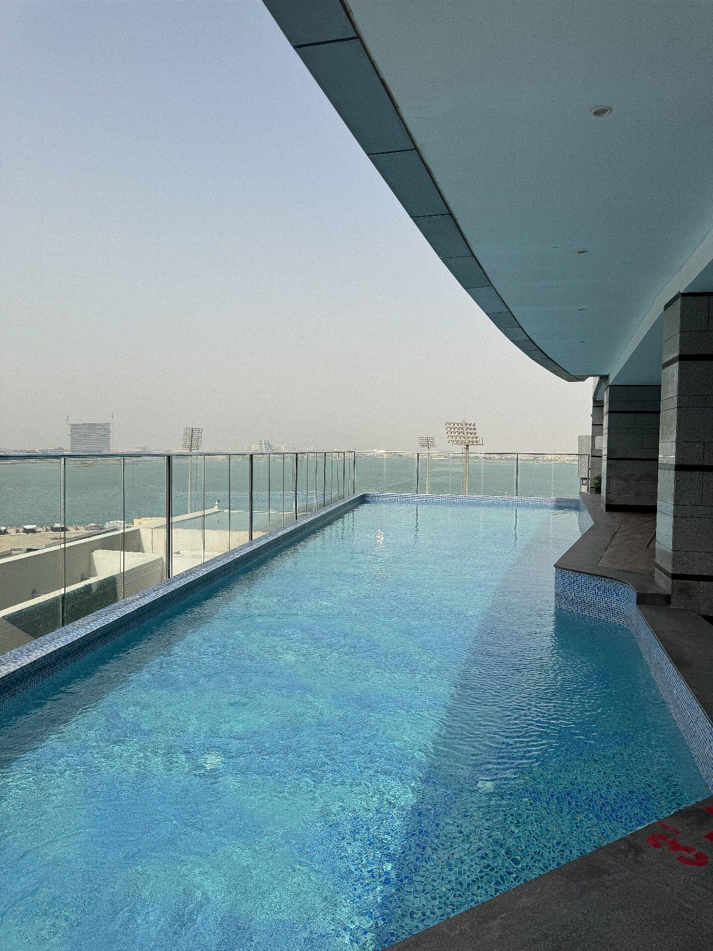 Spacious 3-Bedroom Apartment with Sea & City Views - Image 28