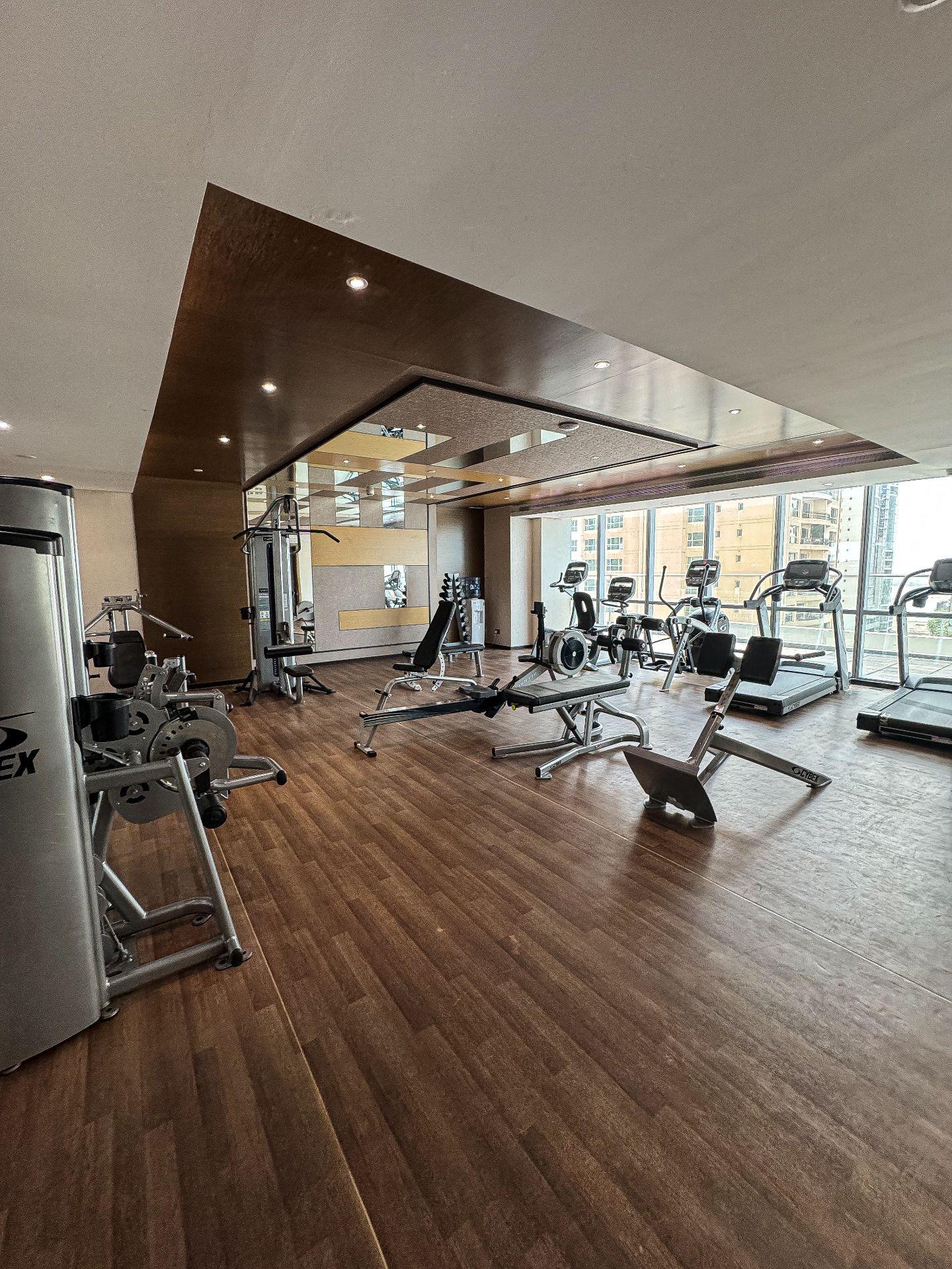 Spacious 3-Bedroom Apartment with Sea & City Views - Image 70