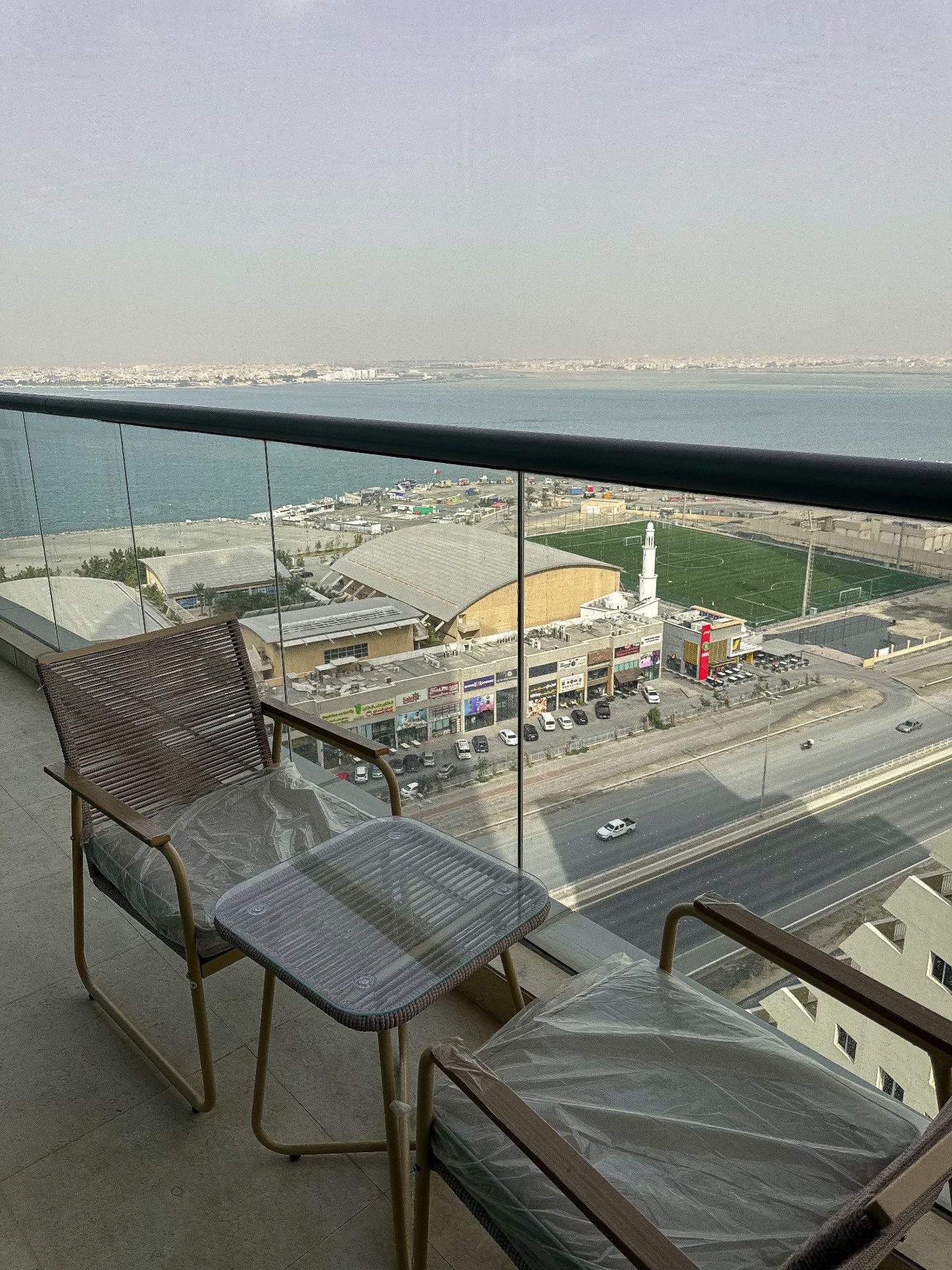 Spacious 3-Bedroom Apartment with Sea & City Views - Image 71