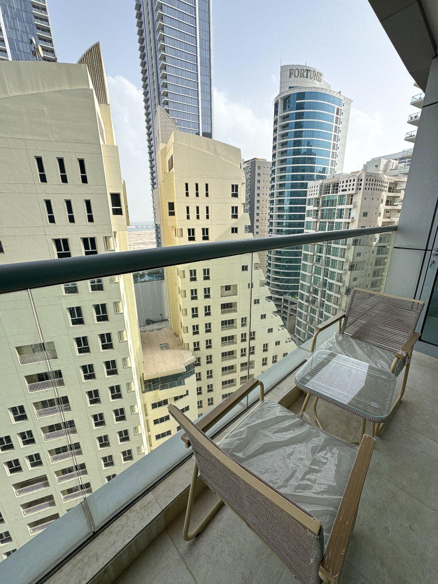 Spacious 3-Bedroom Apartment with Sea & City Views - Image 72