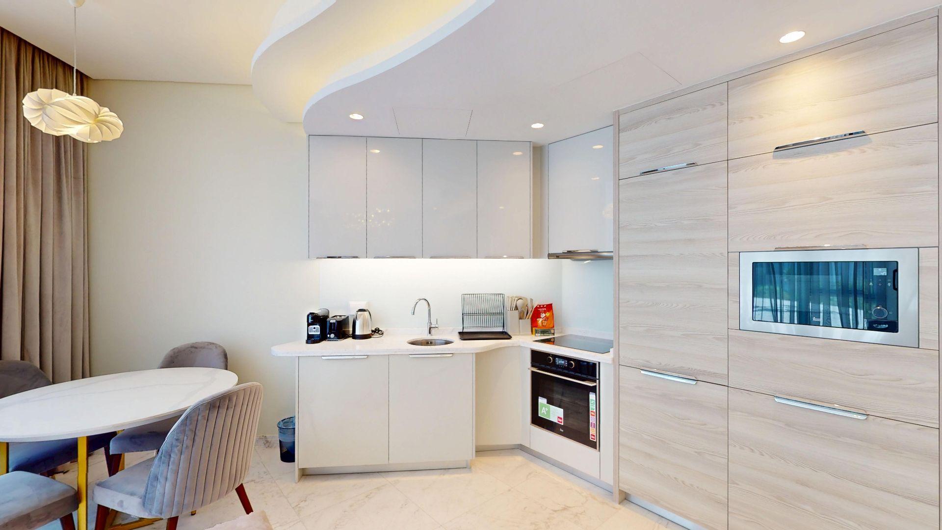 Bright & Elegant 1BR in Bahrain Bay - Image 6