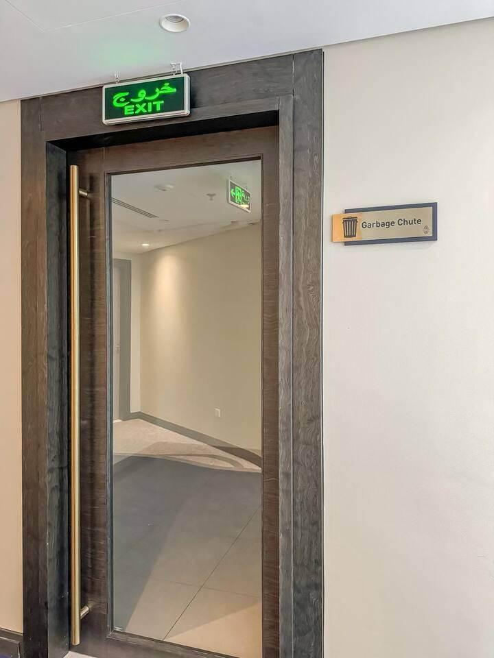Bright & Elegant 1BR in Bahrain Bay - Image 12