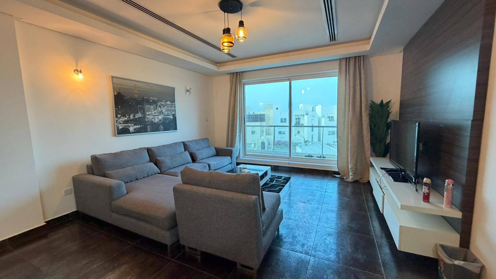 2BR | Amwaj Marina | Quiet & Family-Friendly - Image 2