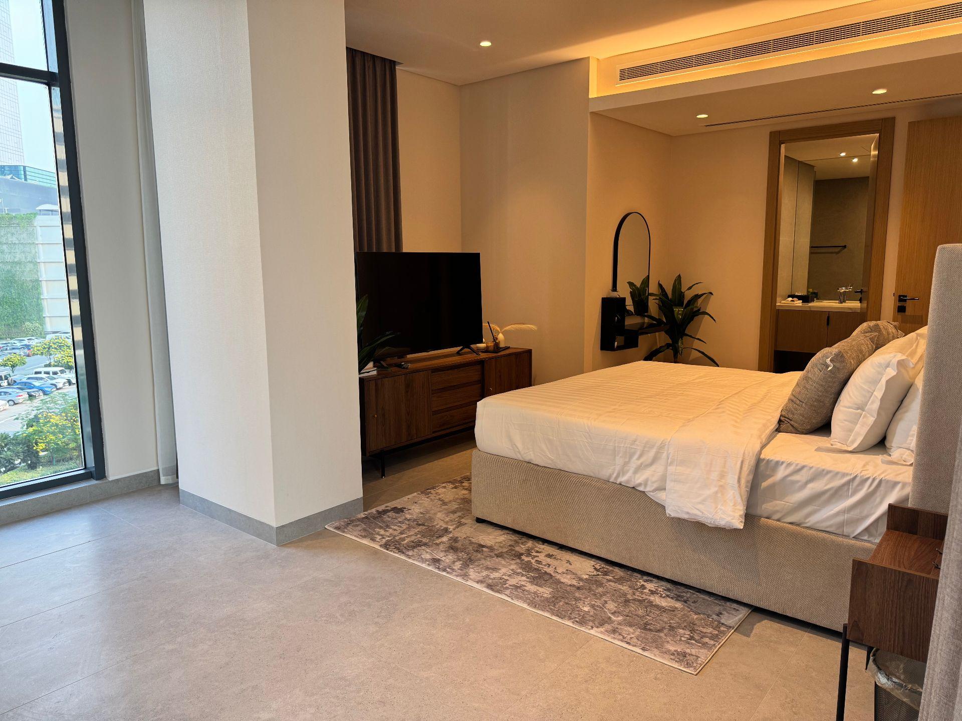 1BR | Executive | Sea View | Financial Harbour - Image 58