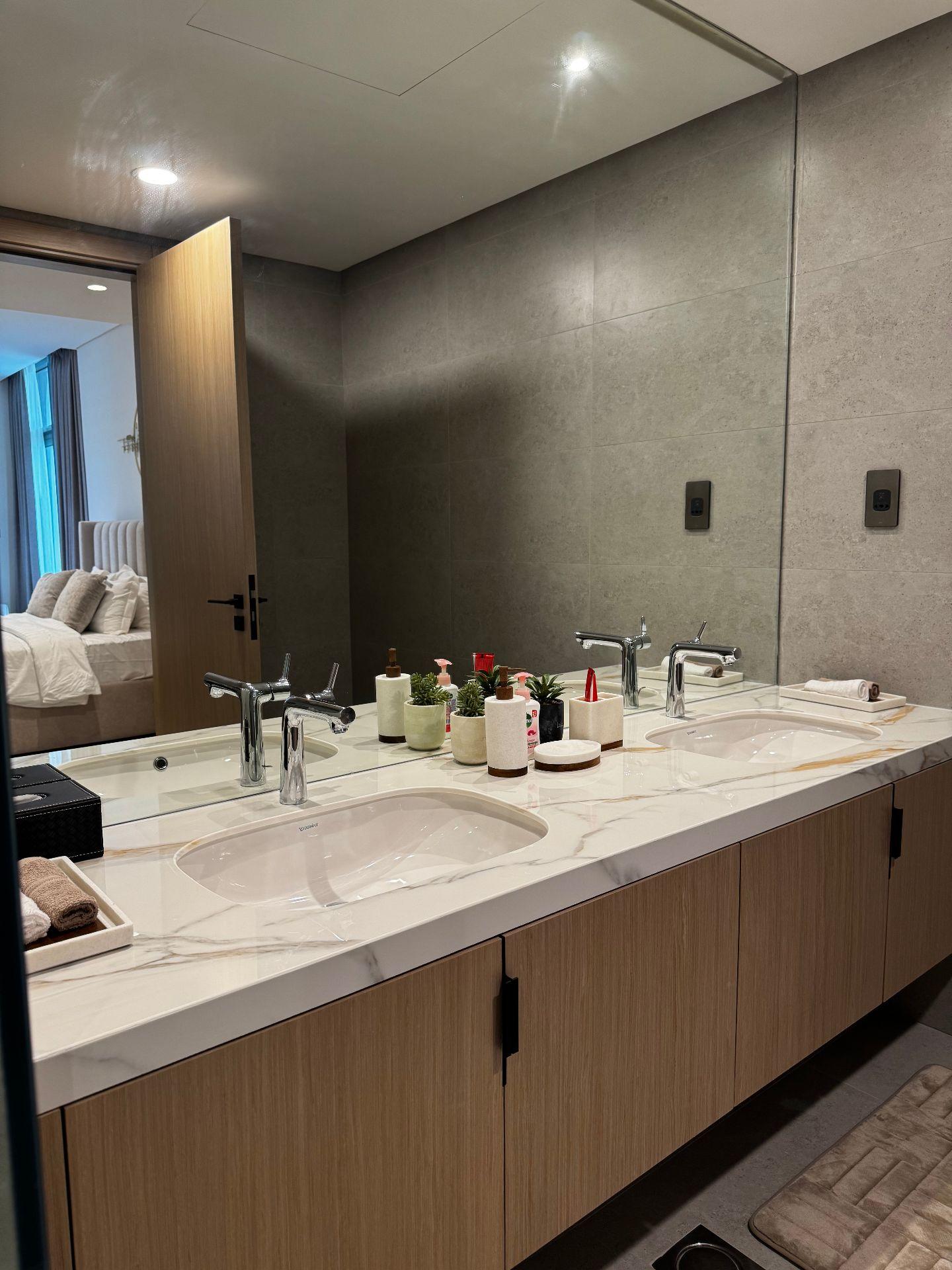 1BR | Executive | Sea View | Financial Harbour - Image 64