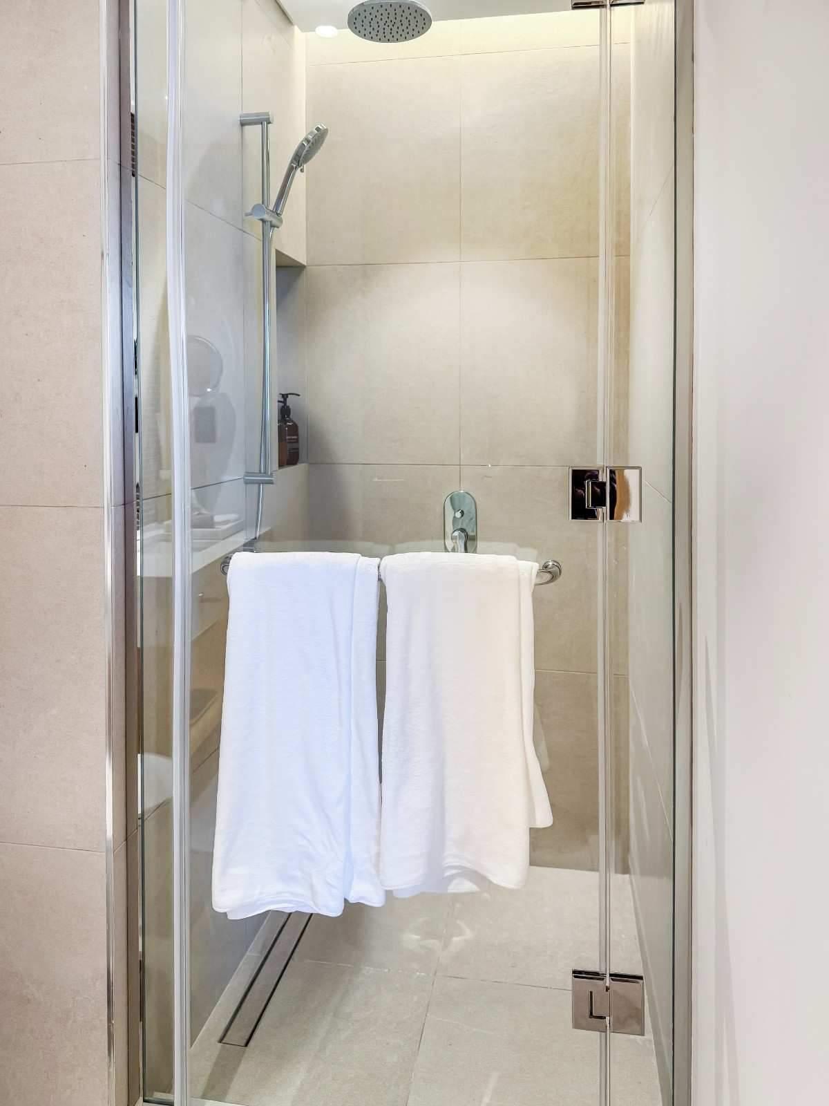 Luxurious Studio | Sea View | Direct Beach access - Image 26