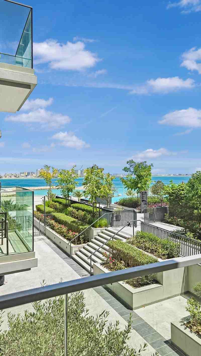 Luxurious Studio | Sea View | Direct Beach access - Image 28