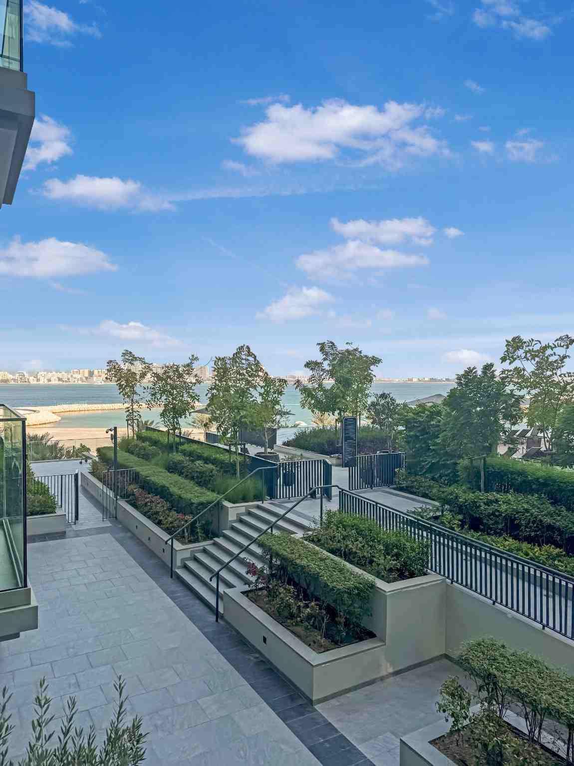 Luxurious Studio | Sea View | Direct Beach access - Image 33