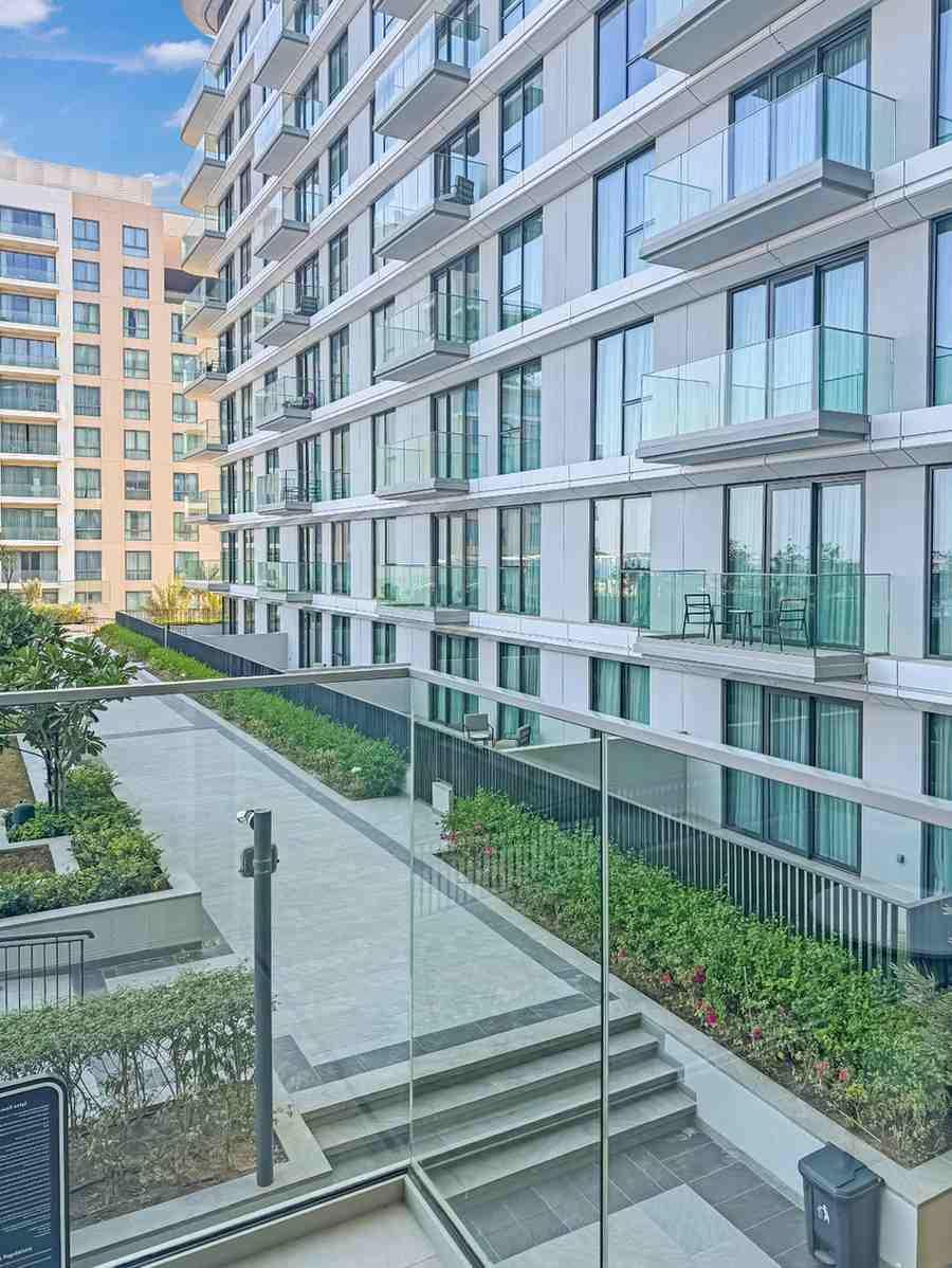 Luxurious Studio | Sea View | Direct Beach access - Image 34