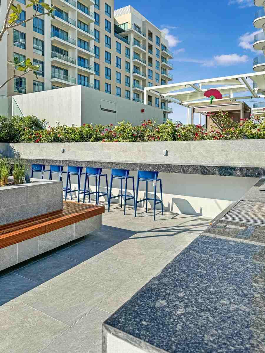 Luxurious Studio | Sea View | Direct Beach access - Image 48