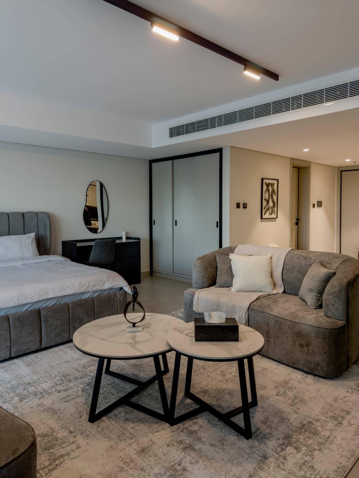 Financial Harbour Grand Studio | Luxe | Views - Image 8
