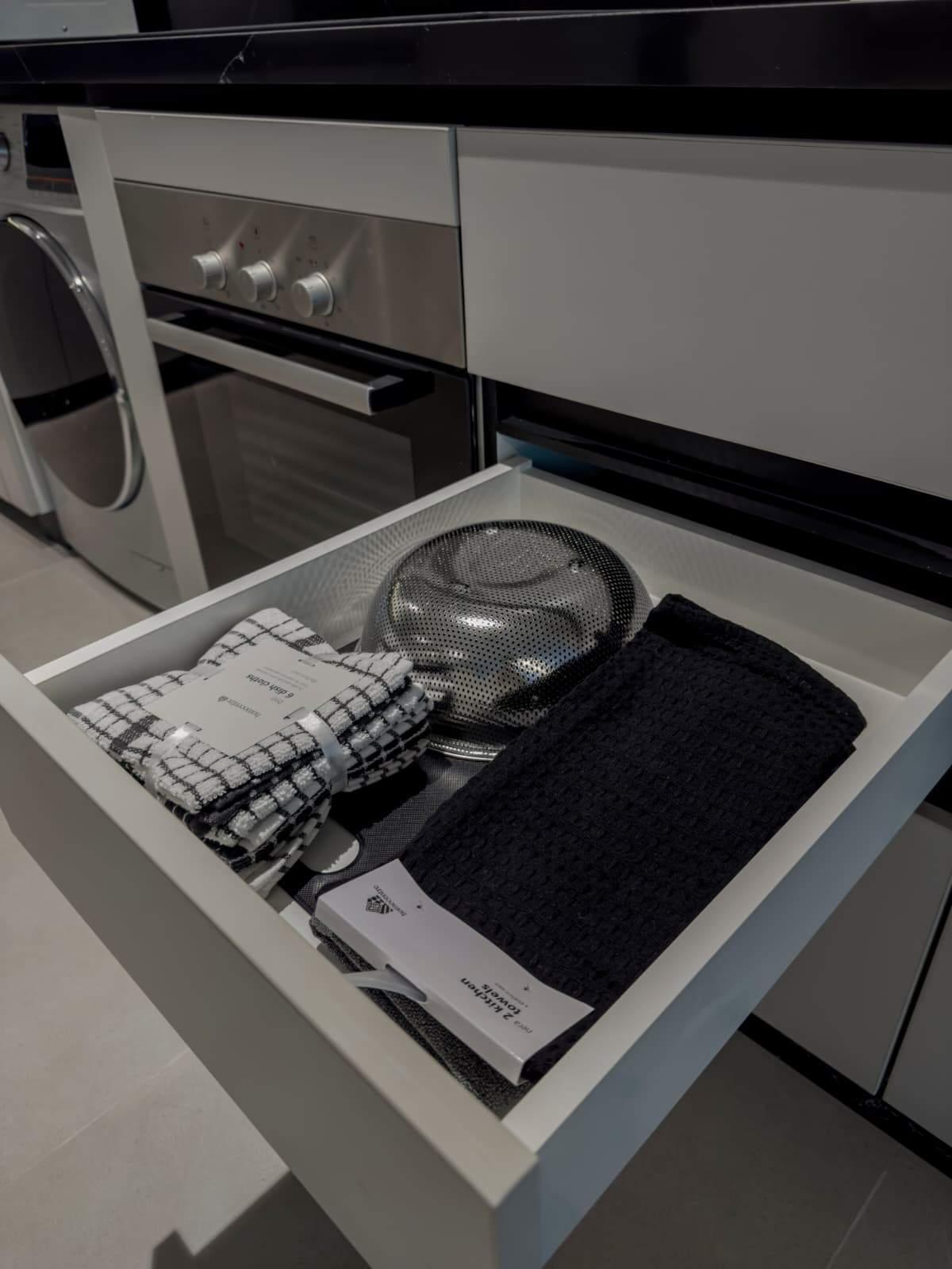 Financial Harbour Grand Studio | Luxe | Views - Image 25