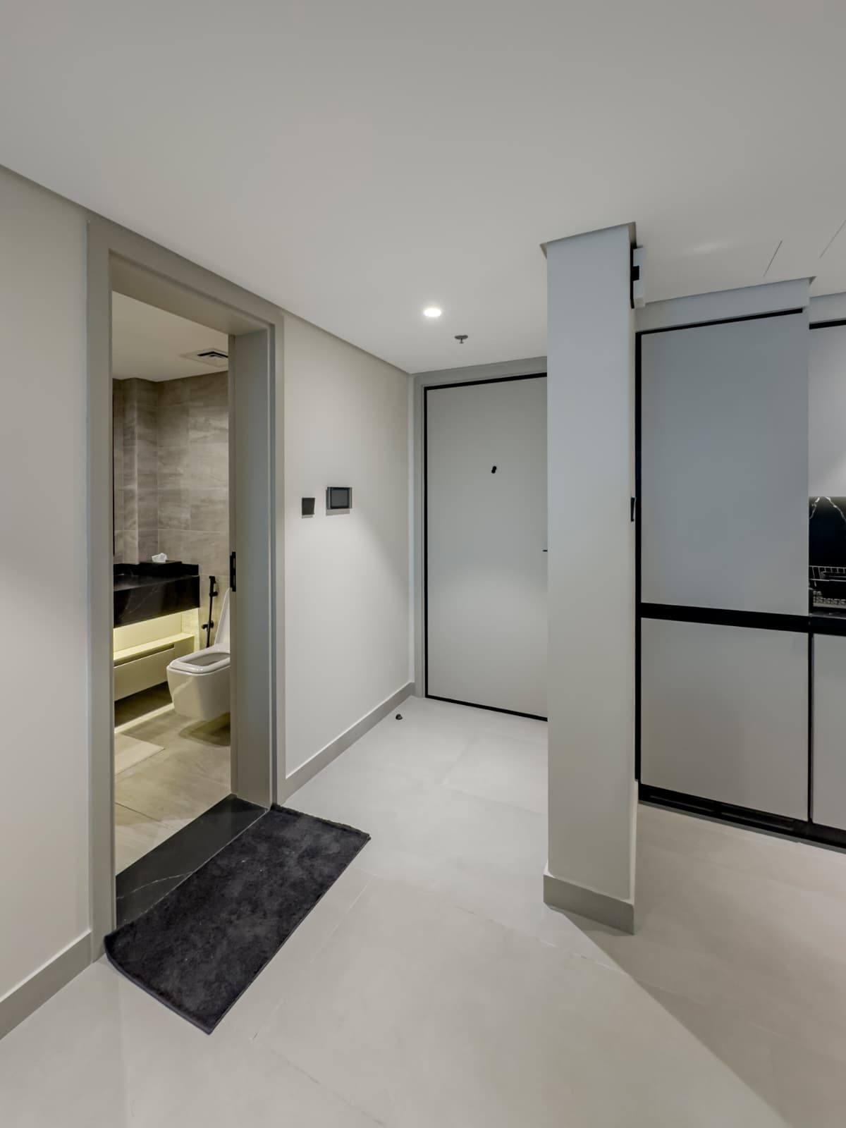 Financial Harbour Grand Studio | Luxe | Views - Image 35