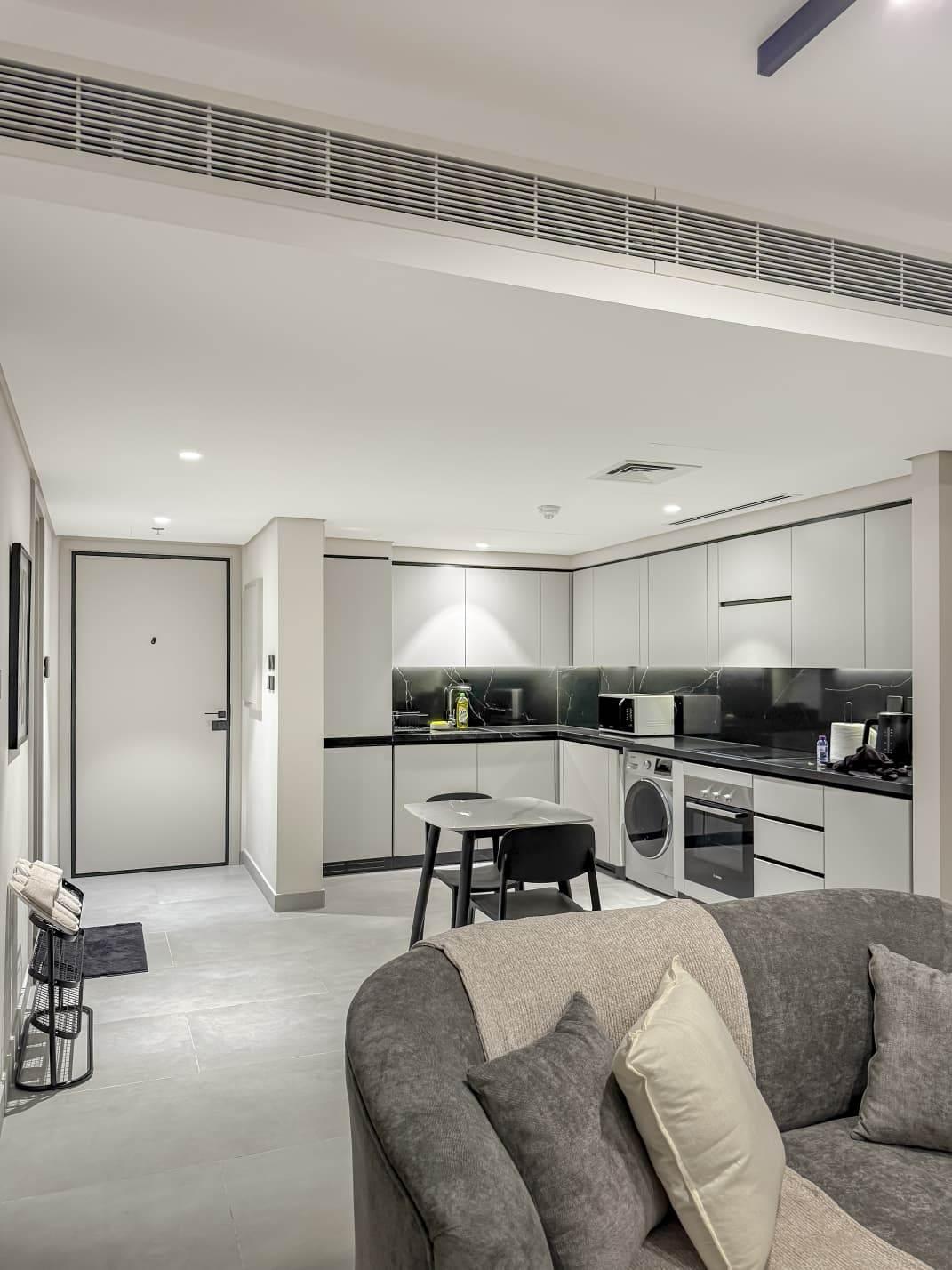 Financial Harbour Grand Studio | Luxe | Views - Image 21