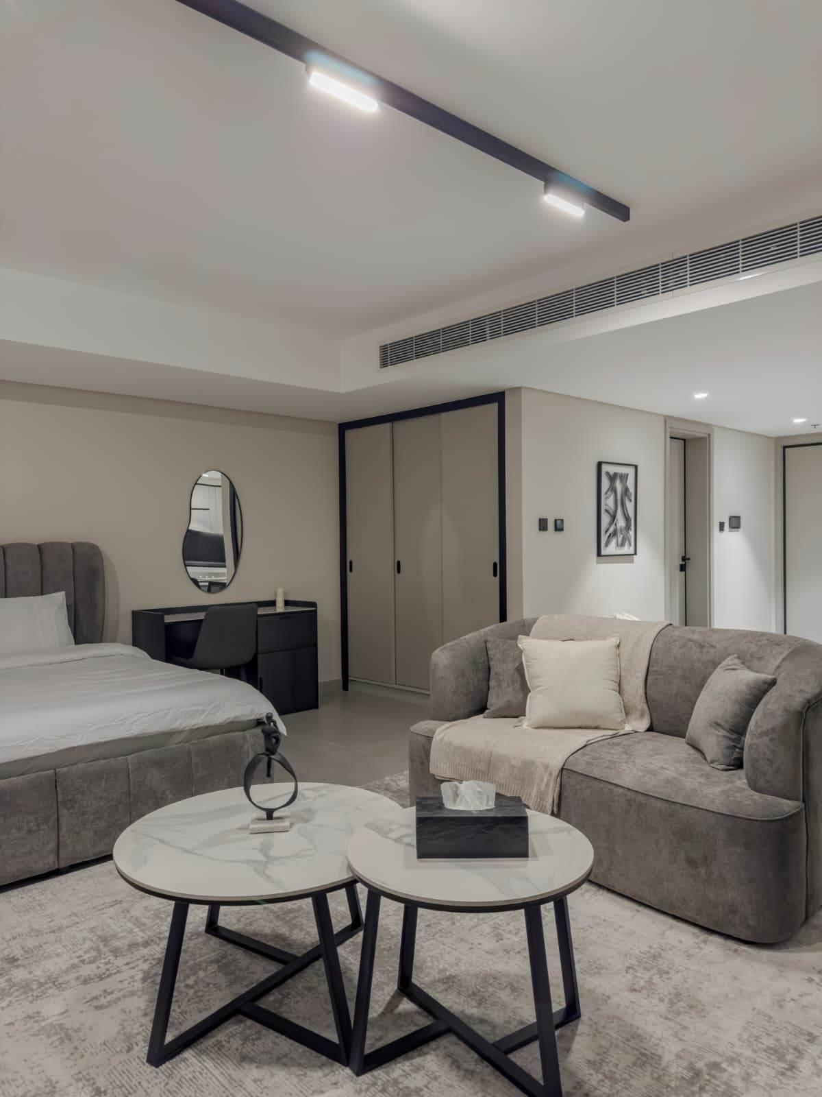 Financial Harbour Grand Studio | Luxe | Views - Image 18