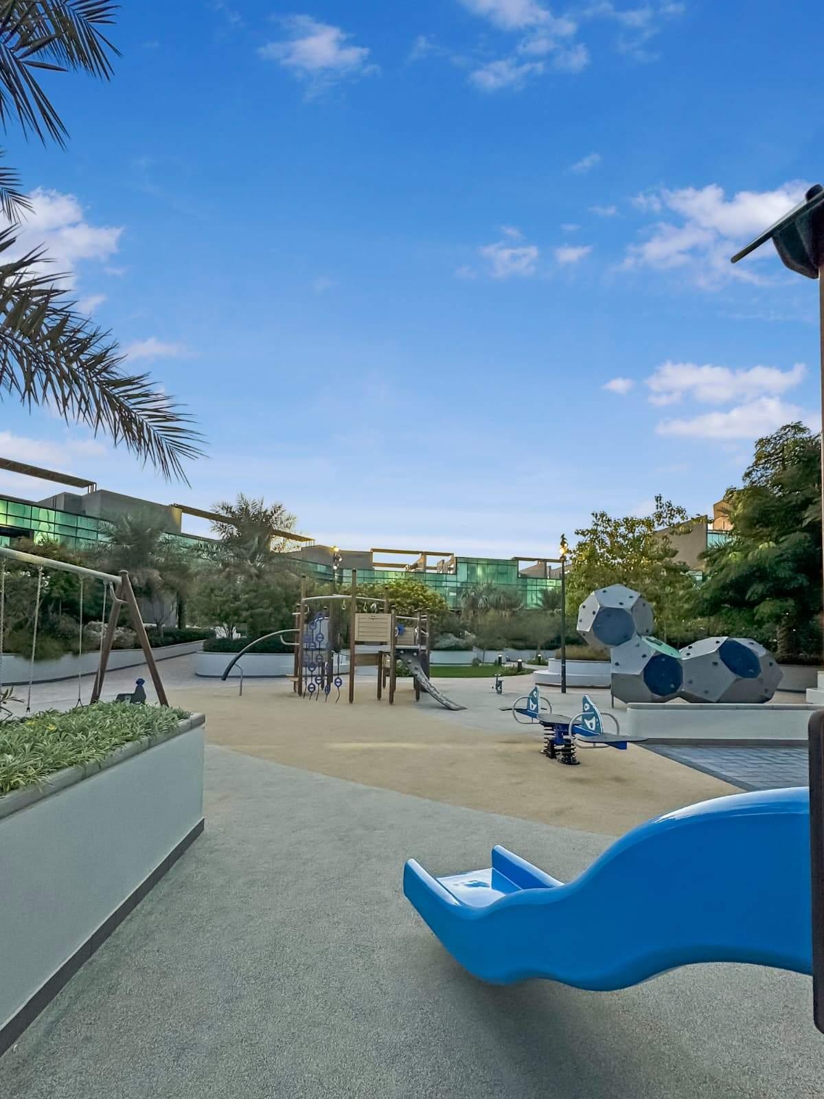 Financial Harbour Grand Studio | Luxe | Views - Image 65